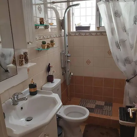 House By The Sea/σπίτι στην θάλασσα 아파트