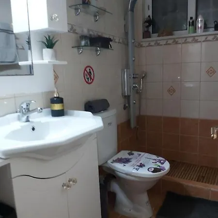 House By The Sea/σπίτι στην θάλασσα *