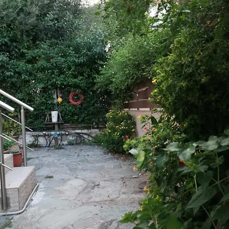 House By The Sea/σπίτι στην θάλασσα Flámbouras