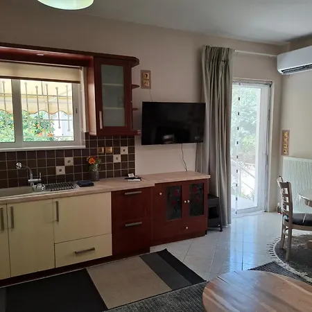 House By The Sea/σπίτι στην θάλασσα Flambouras