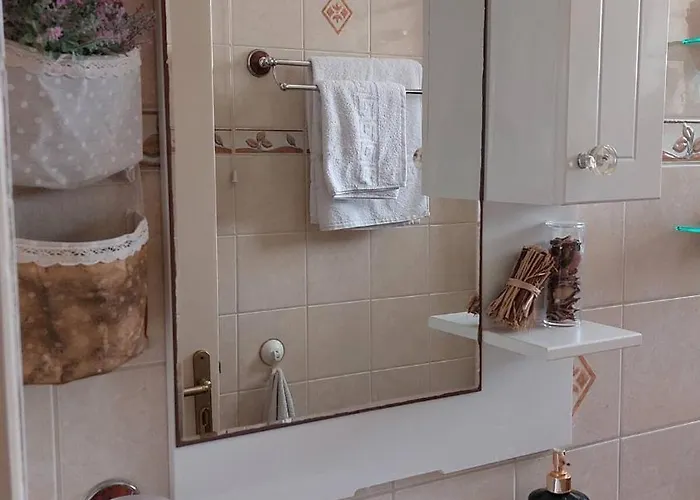 House By The Sea/σπίτι στην θάλασσα * Flámbouras