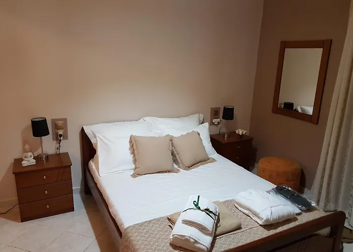 House By The Sea/σπίτι στην θάλασσα Flambouras