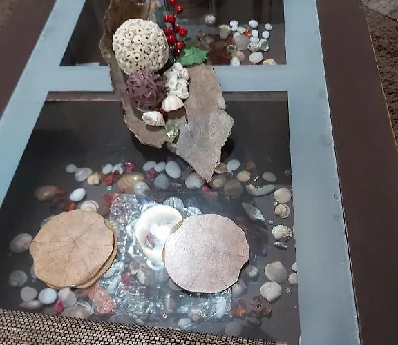 Apartment House By The Sea/σπίτι στην θάλασσα *