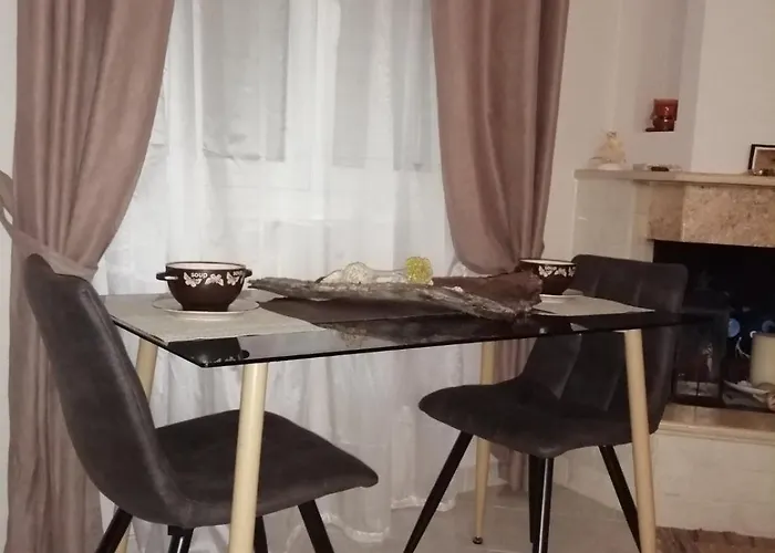 House By The Sea/σπίτι στην θάλασσα Flambouras