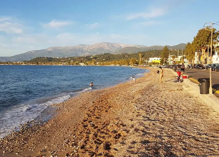 House By The Sea/σπίτι στην θάλασσα *